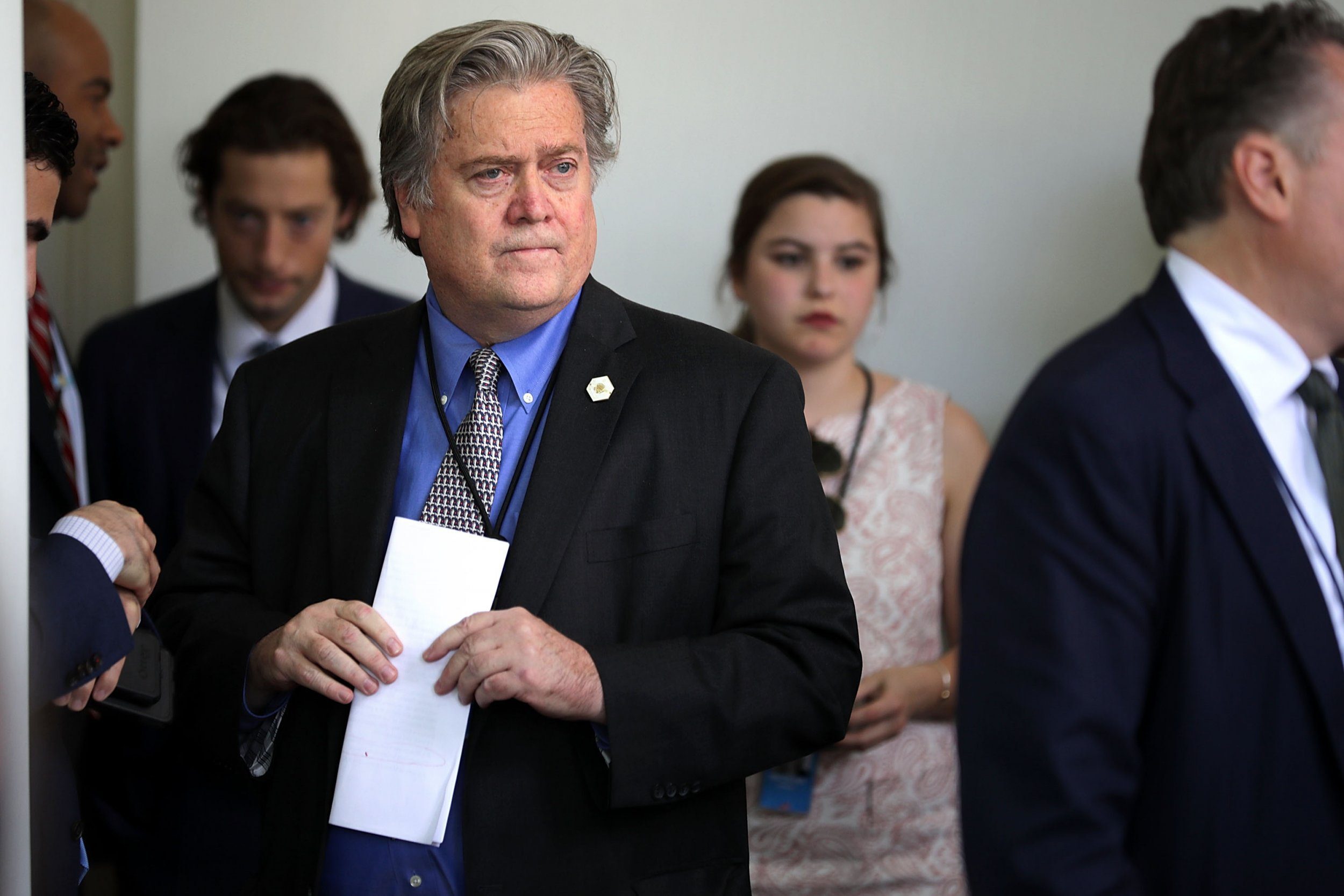 08-18-bannon-mercer-meeting-1458618